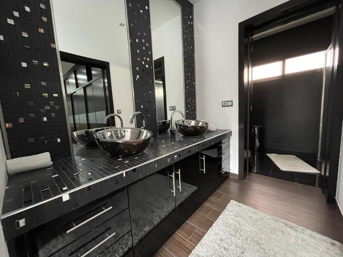 Vivenda Luxuosa Villa Feteiras Kültér fotó